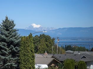 1103 38th St, Anacortes, WA 98221