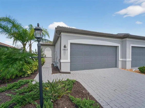 15713 Sunny Day Dr, Bradenton, FL 34211