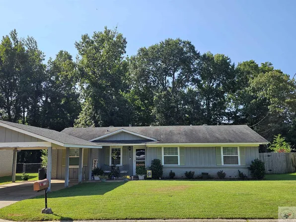112 W Pioneer St, Wake Village, TX 75501