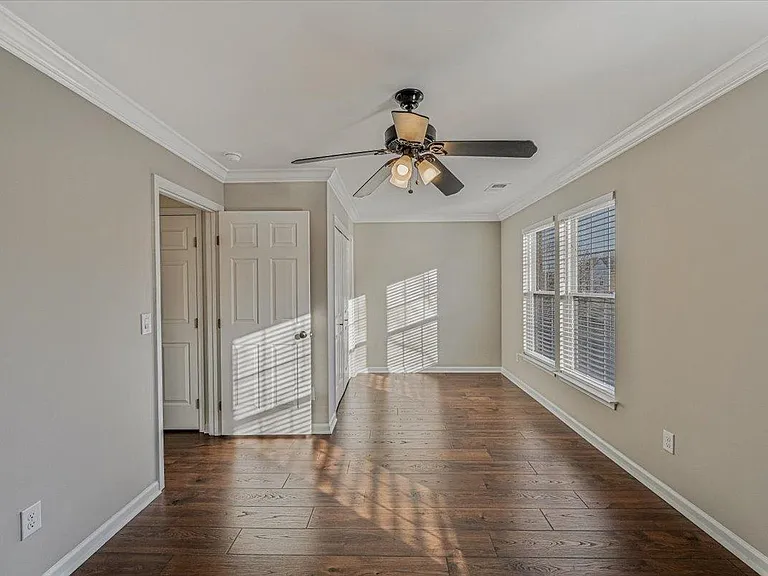 643 Huffine Manor Cir — Photo 13