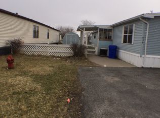 544 Birchwood Dr, Lockport, NY