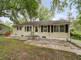 9800 Plymouth Ln, Raytown, MO 64133