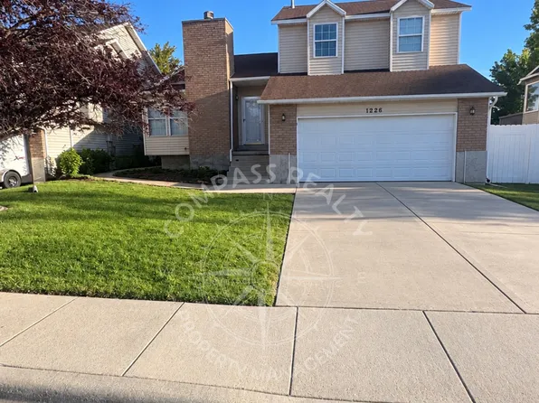 1226 W Brandonwood Dr, Murray, UT 84123