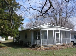 205 W Bowen St, Remington, VA 22734