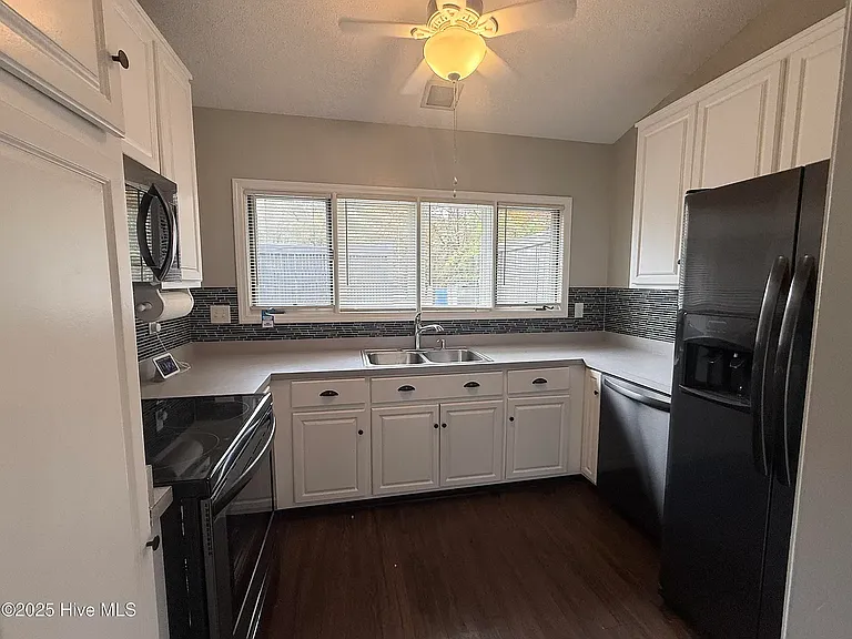 1804 Sherbrooke Cir — Photo 4