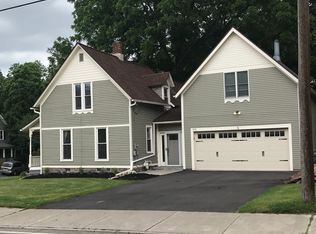 510 Landing Rd N, Rochester, NY 14625