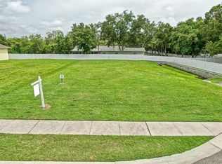 2969 Breezy Meadows Dr, Clearwater, FL 33760