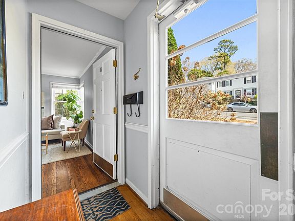 3rd image of 520 Wakefield Dr APT B