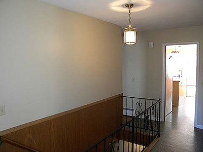 4th image of 38 Robin Park Blvd