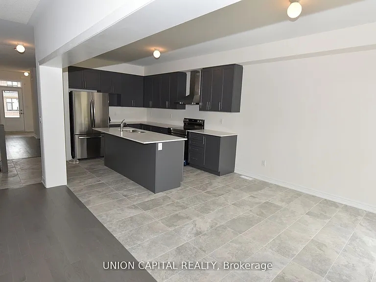 1378 Davis Loop N — Photo 17