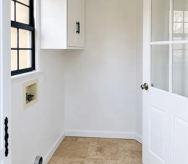 621 N Almansor St — Photo 16