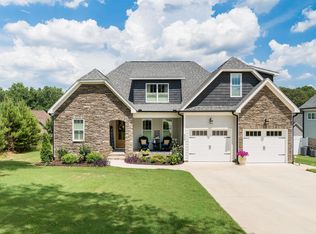 350 Copper Creek Cir, Inman, SC 29349