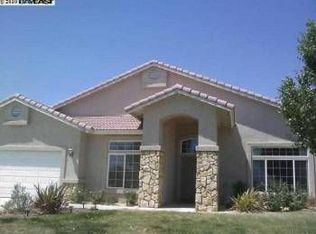 13808 Sahale Pl, Apple Valley, CA 92307