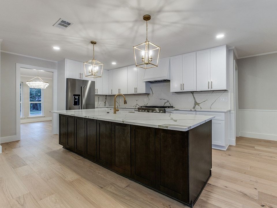 1st image of 3777 Royal Cove Dr
