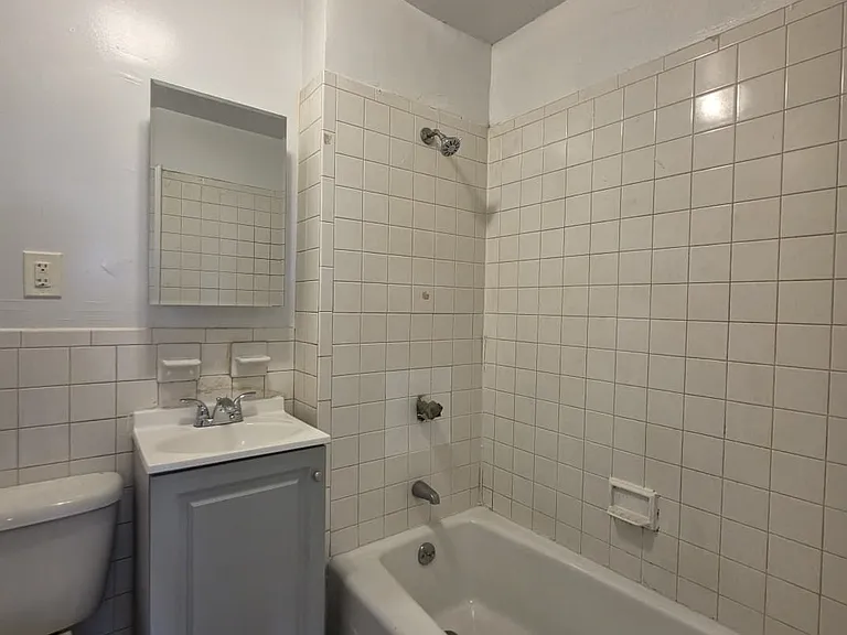 779 Avenue E #1E — Photo 5