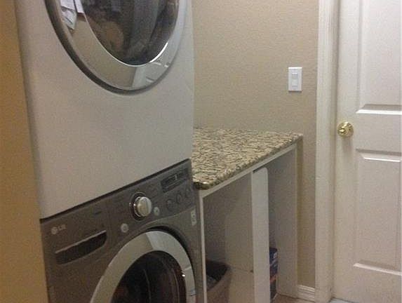 3rd image of 12789 Aston Oaks Dr