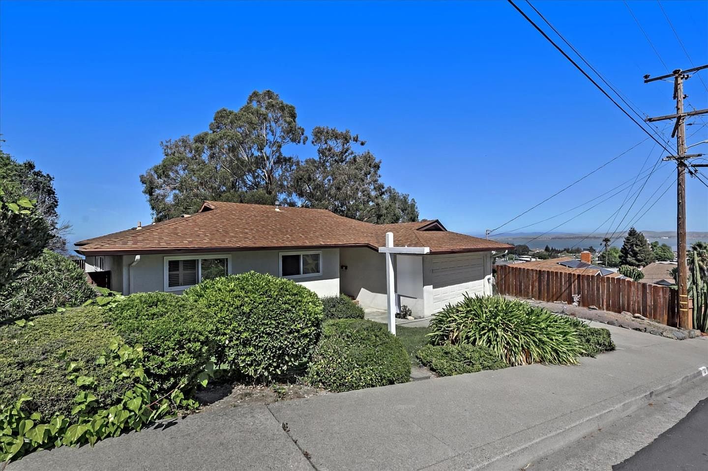 712 Crestview Dr, Pinole, CA 94564 Zillow
