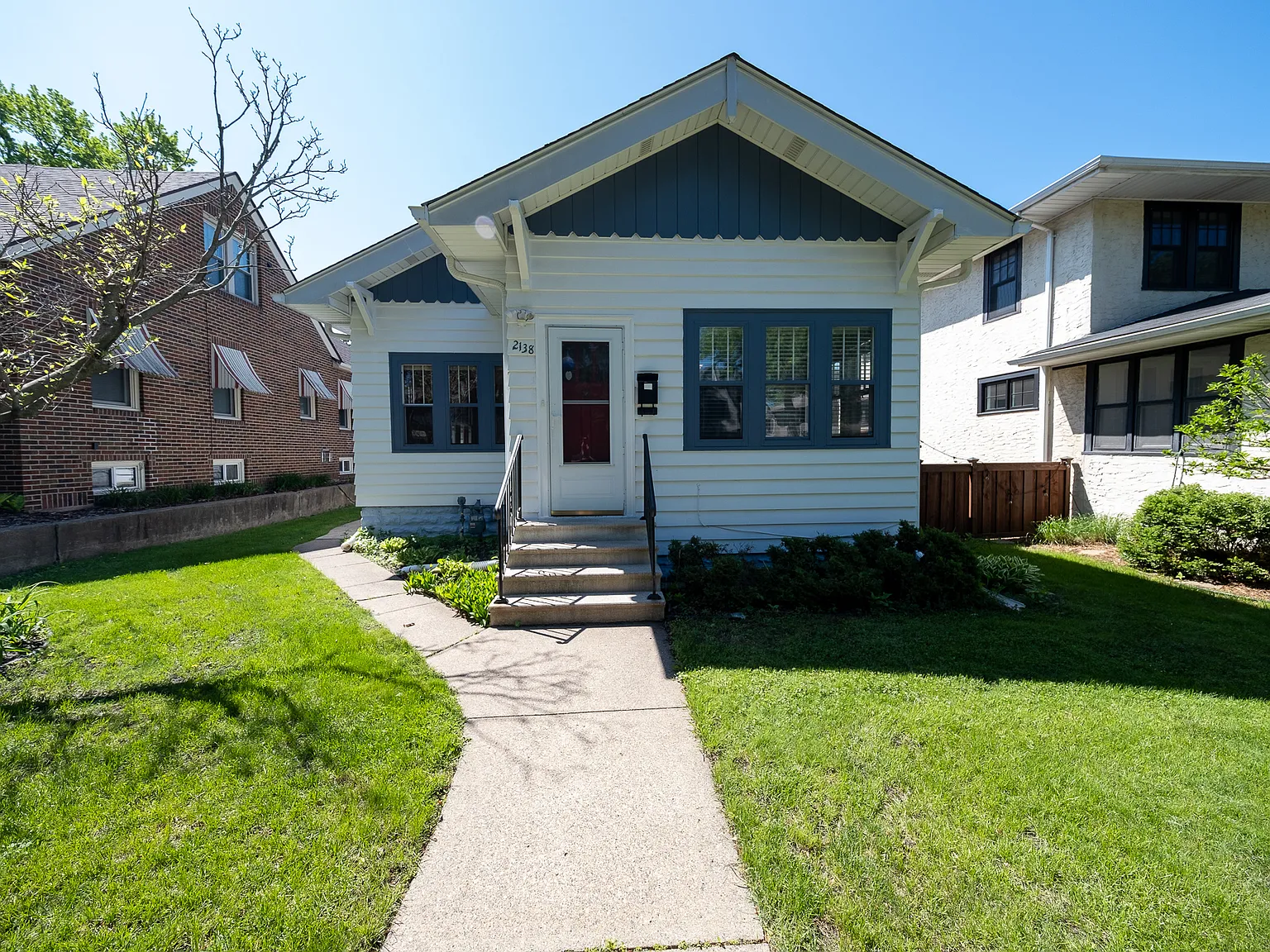 Wellesley Avenue, St Paul (2138) AB ER1 - 1 — Photo 1