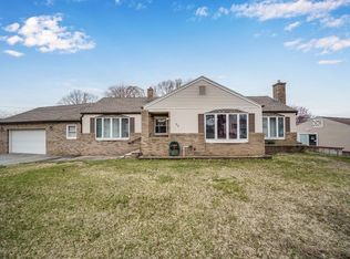 32 Rita St, Chicopee, MA 01020