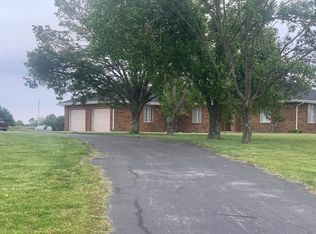 2864 Goldenrod Rd, Ozark, MO 65721