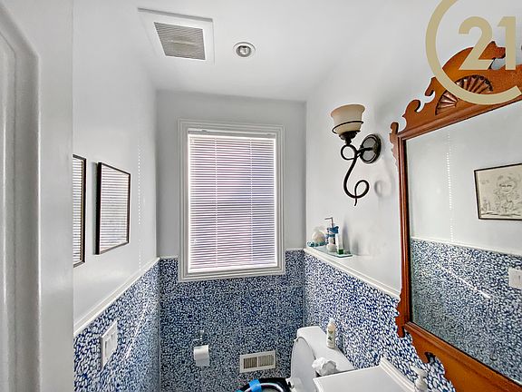 5th image of 2307 Avenue X