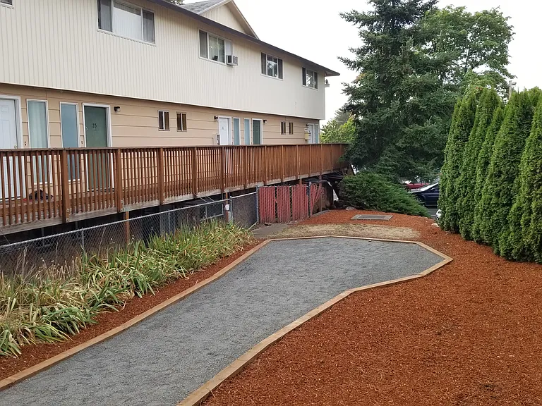 Hilltop Plaza — Photo 20