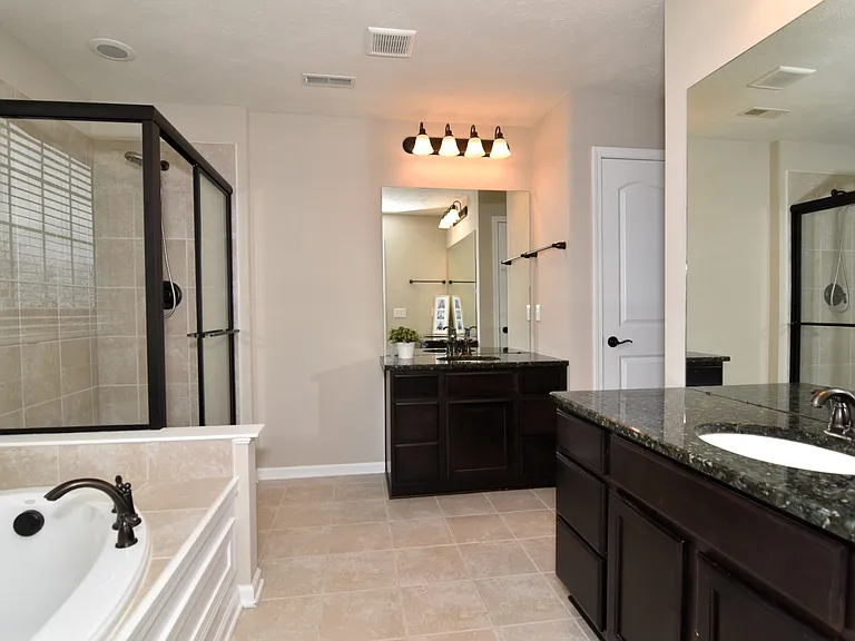 6470 Park Pointe Ct — Photo 34