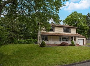 9 Willor Dr, Byram Township, NJ 07821