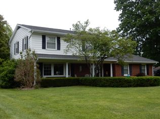 111 Sycamore Pkwy, Versailles, KY 40383