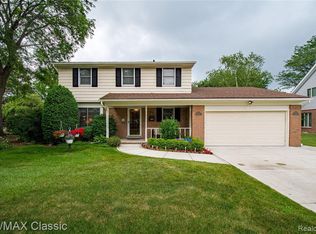 6829 Ardsley Dr, Canton, MI 48187