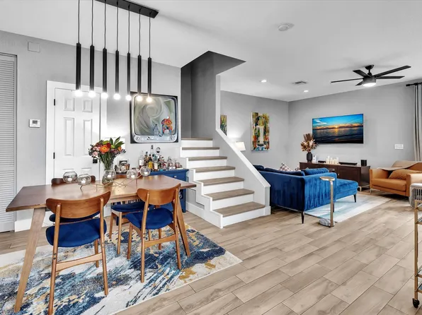 117 NW 11th Street #117, Fort Lauderdale, FL 33311