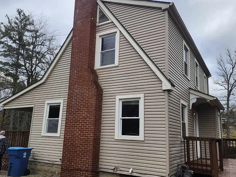6222 Highland Dr — Photo 3