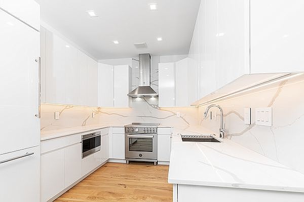 1st image of 100 2nd Ave APT 2A