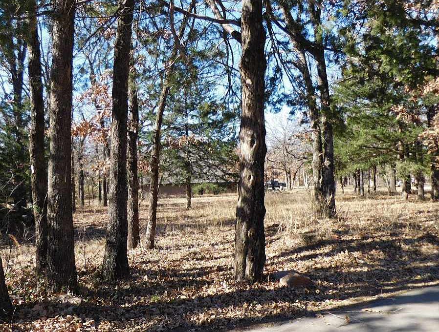 2nd image of 3111 S Esther Park Ct