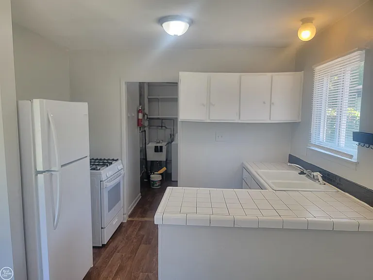 6784 Studebaker Ave — Photo 6