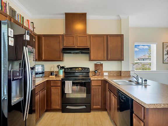 4th image of 8391 Mistral Dr #A
