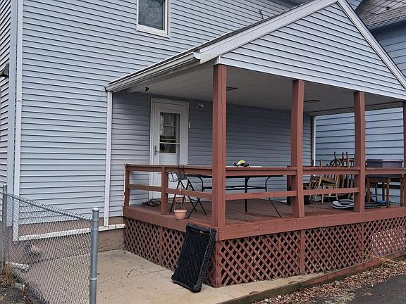 5th image of 611 Moosic St