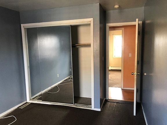 5th image of 124 W Sidney Ave