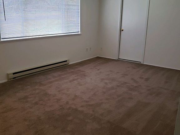4th image of 1728 Violet Meadow St S