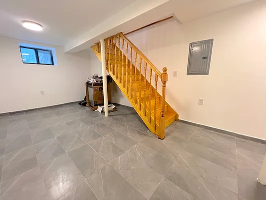 Rented by Capri Jet Realty Corp | media 5