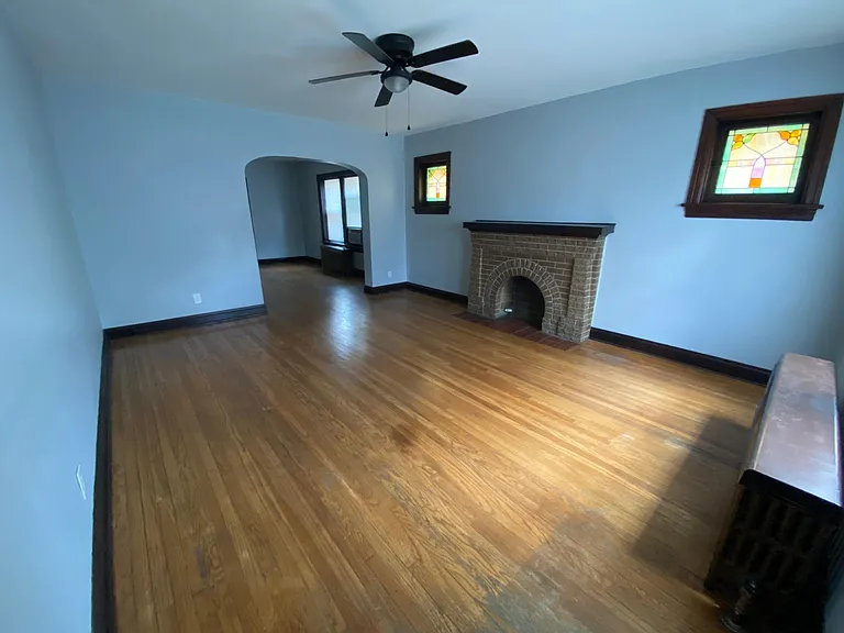 4971 Oleatha Ave — Photo 1