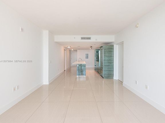 3rd image of 460 NE 28th St APT 2202