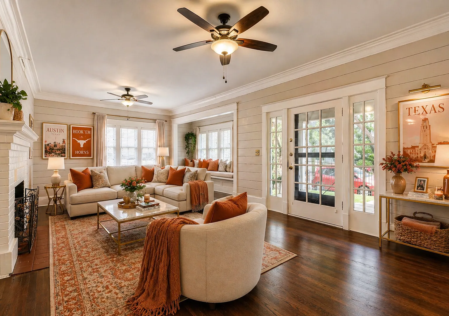 6bed/3bath house in West Campus - Walk to UT — Photo 2