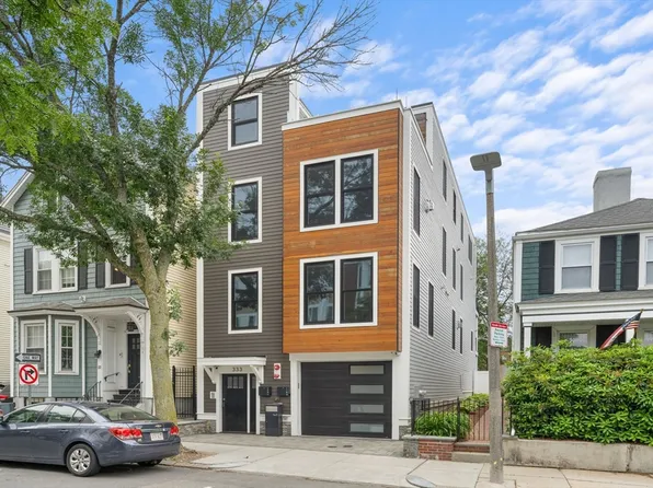 333 W 3rd St, South Boston, MA 02127