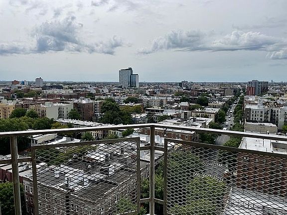 3rd image of 590 Flatbush Ave APT 17P