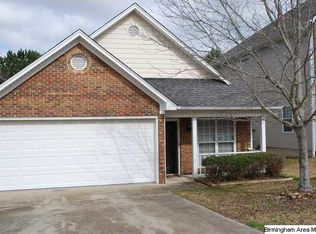 236 Warwick Ln, Alabaster, AL 35007