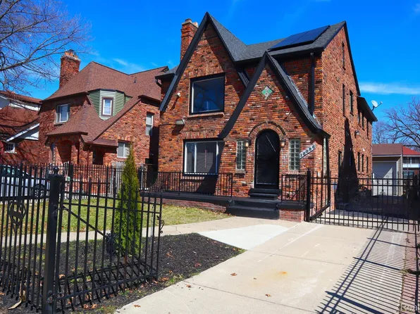 18096 Roselawn St, Detroit, MI 48221
