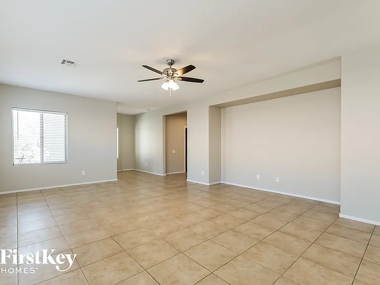 2673 Rue Toulouse Ave — Photo 4