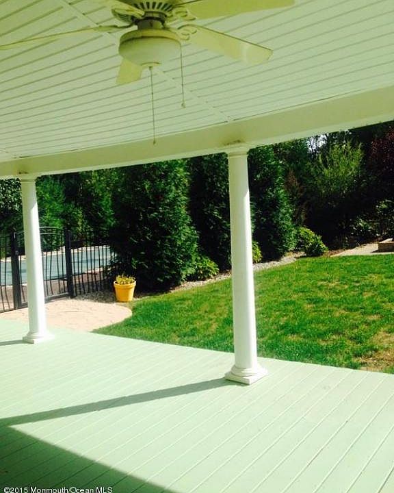 2nd image of 35 Stream Bank Dr