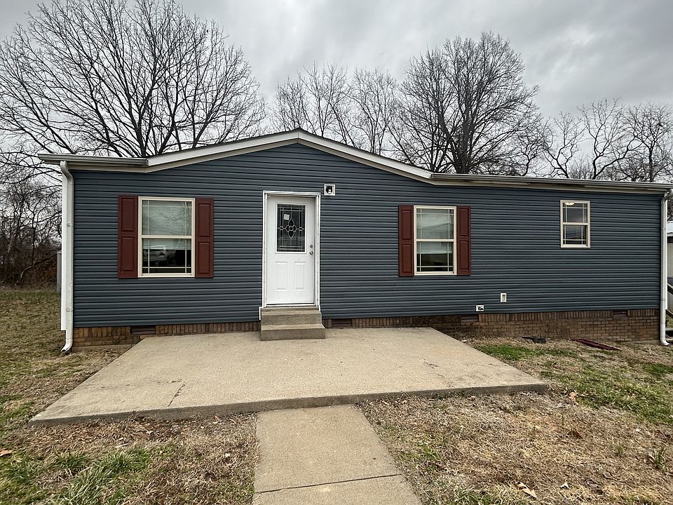 1st image of 200 Zackary St